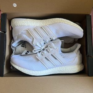 Adidas ULTRABOOST 5.0 DNA W